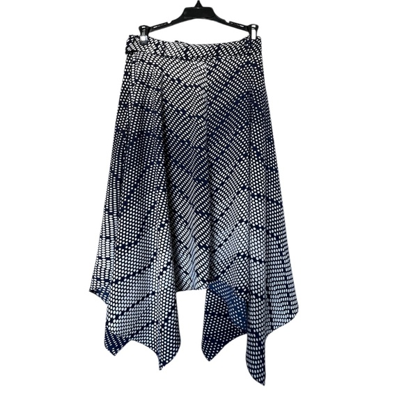 Banana Republic Blue White Polka Dot Handkerchief A-Line Fit Flare Skirt Size 2 - Picture 5 of 8